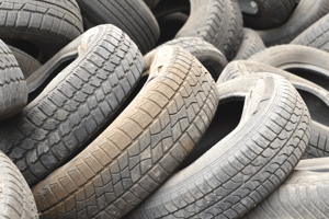 Abfallentsorgung / Recycling - PKW-Reifen ohne Felge